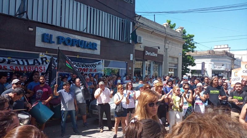 Fuerte protesta por la situacin crtica en El Popular